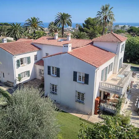 Villa Leader Large Contemporary With Luxurious Design, Pool And View