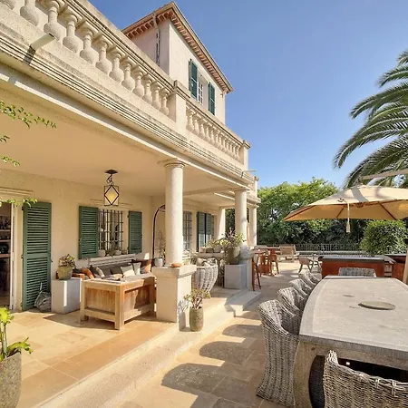Leader Large Contemporary With Luxurious Design, Pool And View Cannes